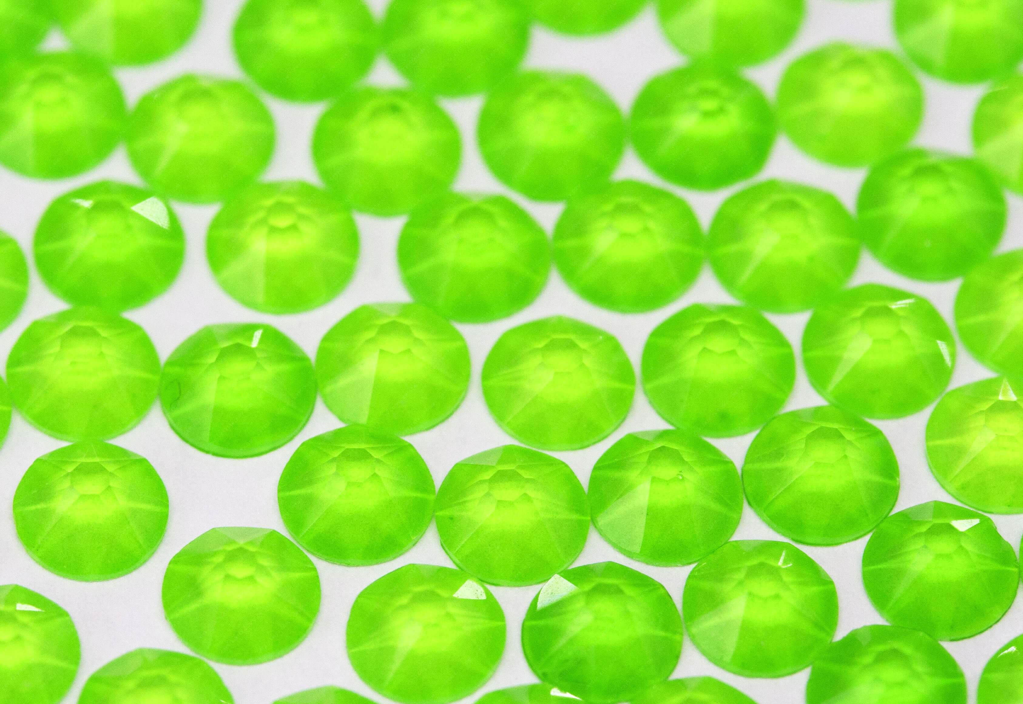 Crystalline Neon Green* Xirius Rose 2088